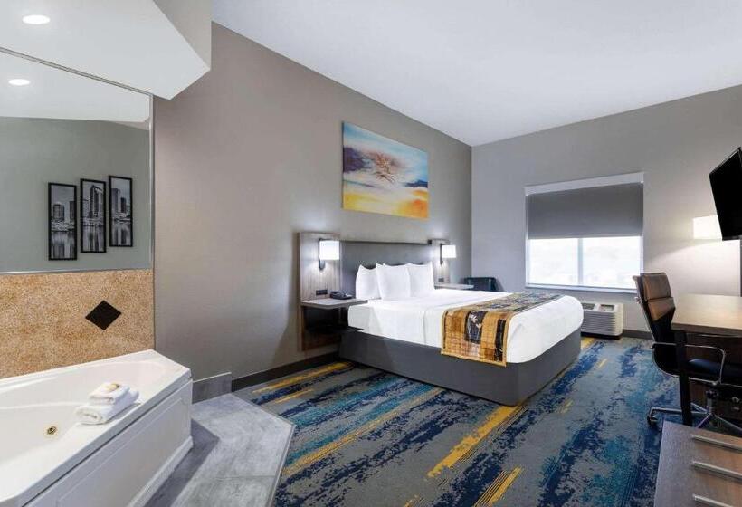 جناح سوبيريور, La Quinta By Wyndham Tampa Central