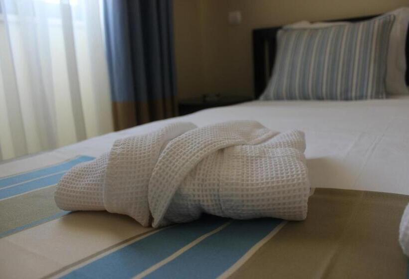 Deluxe room with river view, Ordem De Santiago