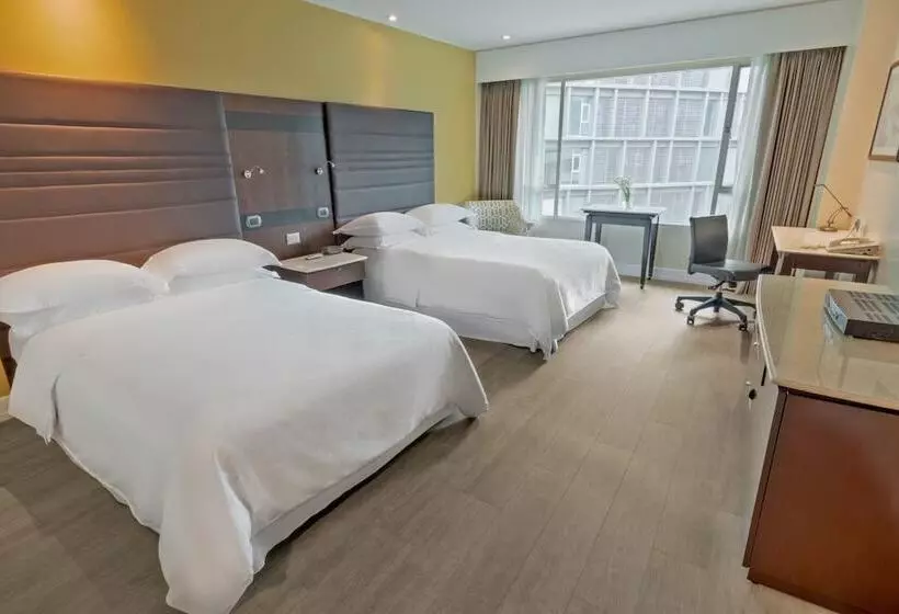 クラブルーム, Sheraton Guayaquil