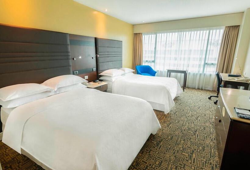 اتاق کلاب, Sheraton Guayaquil