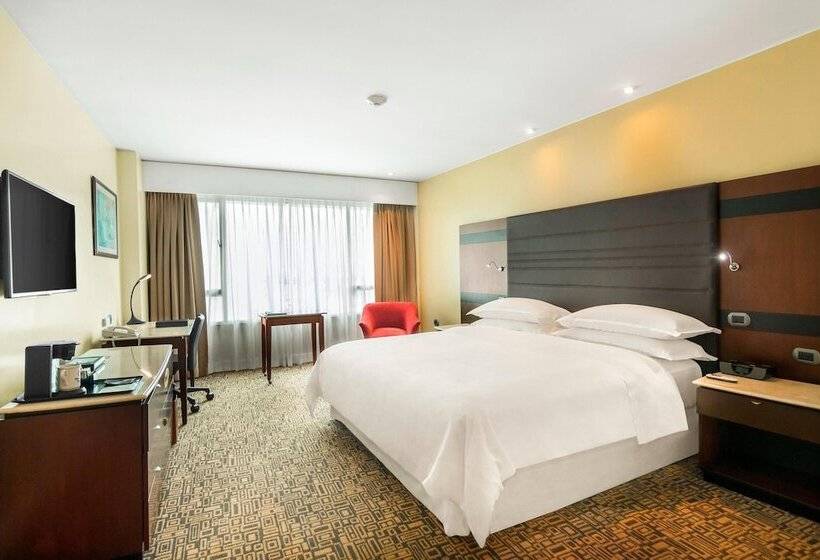 اتاق کلاب, Sheraton Guayaquil