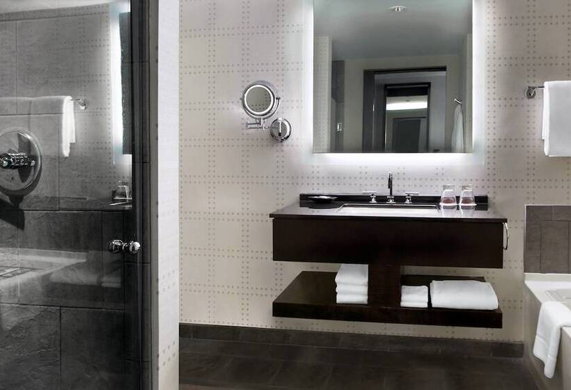 Номер Superior, The Liberty, A Luxury Collection Hotel, Boston