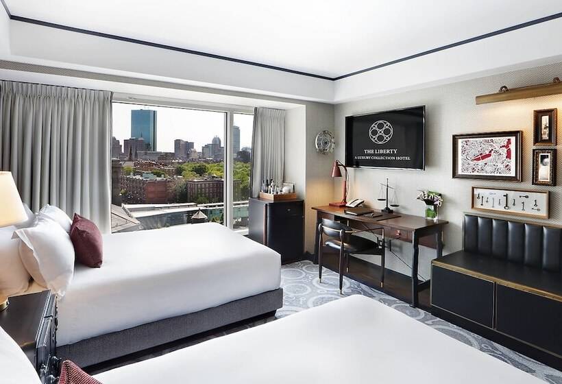 Номер Deluxe Вид на Город, The Liberty, A Luxury Collection Hotel, Boston