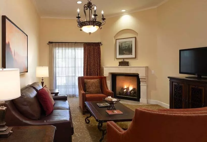 سوییت, The Meritage Resort And Spa