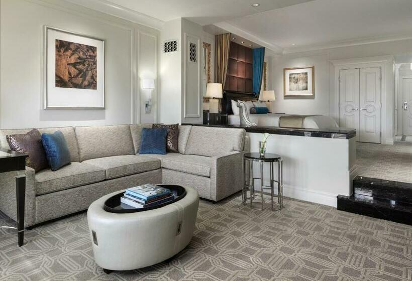 Deluxe Suite King Bed, The Palazzo At The Venetian
