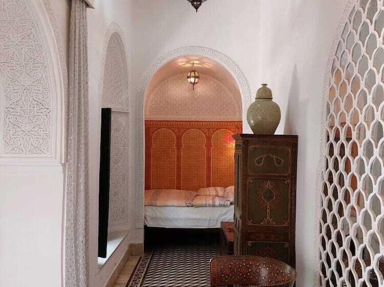 Quarto standard, Riad Ifoulki