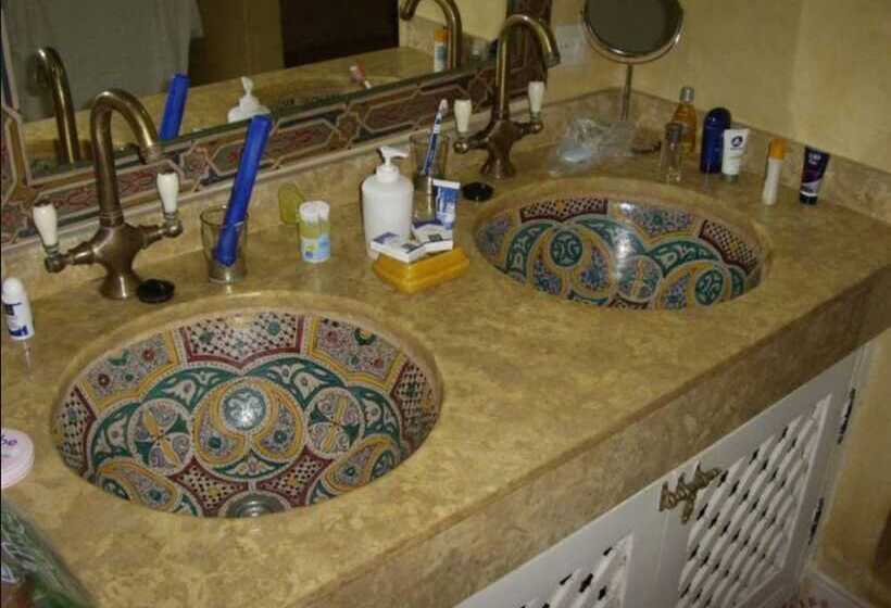 Quarto standard, Riad Ifoulki