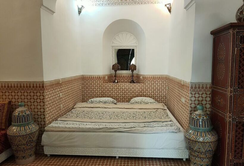 Quarto standard, Riad Ifoulki