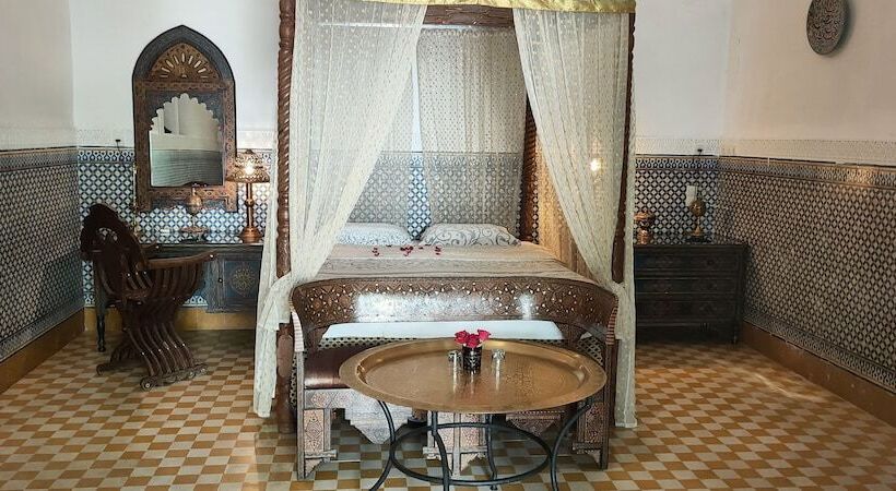 Quarto standard, Riad Ifoulki