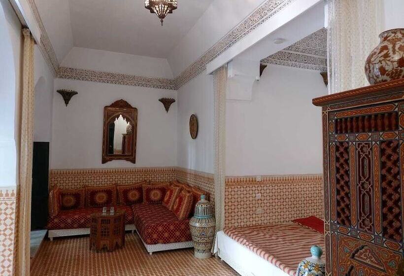 Quarto standard, Riad Ifoulki