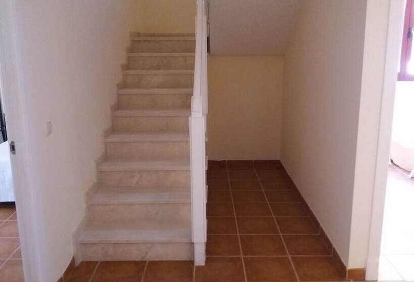 Апартаменты 3 Спальни, Royal Suites Marbella