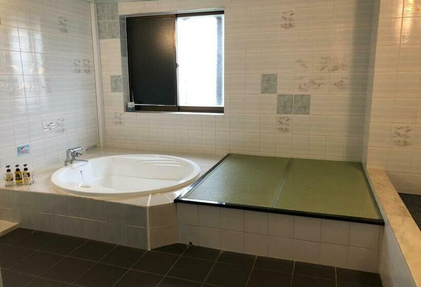 חדר סטנדרט עם מיטת קינג, Xenia Takinoyashiro