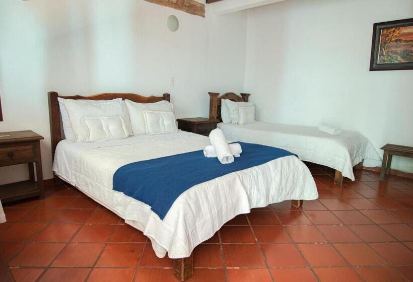 스탠다드 트리플 룸, Villa Luna