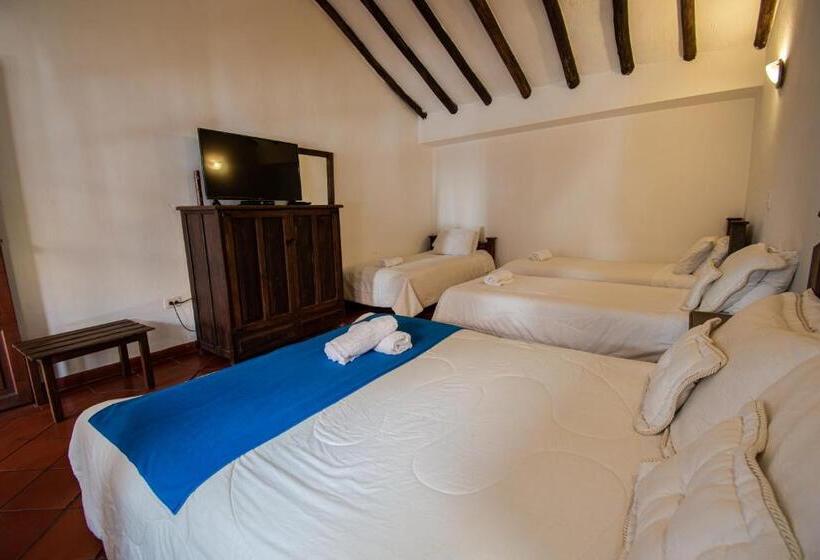 패밀리 룸, Villa Luna