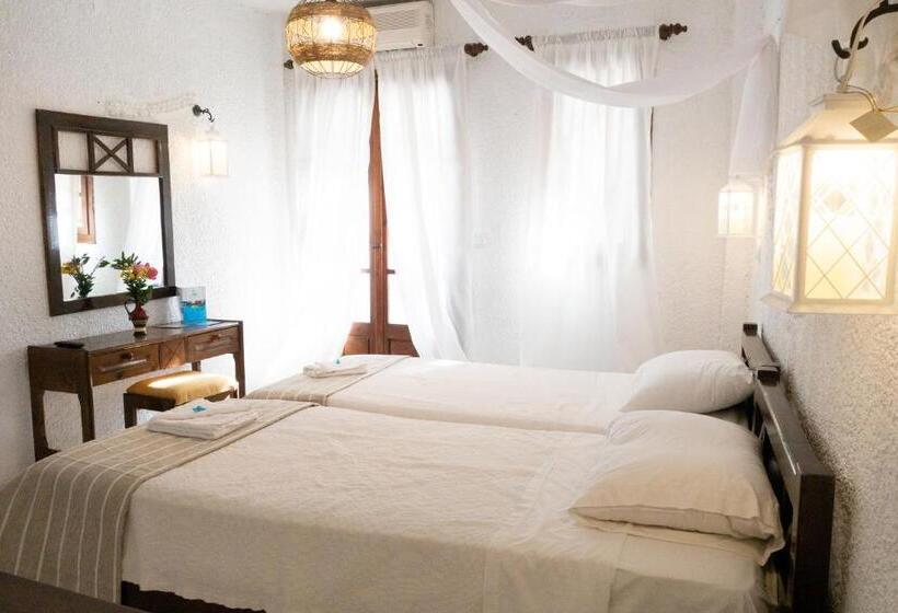 استودیوی استاندارد, Anema By The Sea Guesthouse