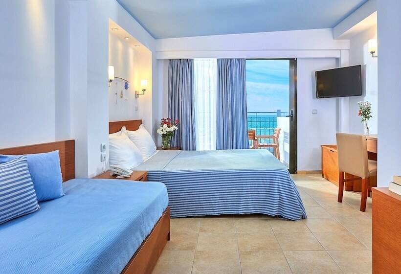 اتاق استاندارد با چشم‌انداز استخر, Arminda Hotel & Spa