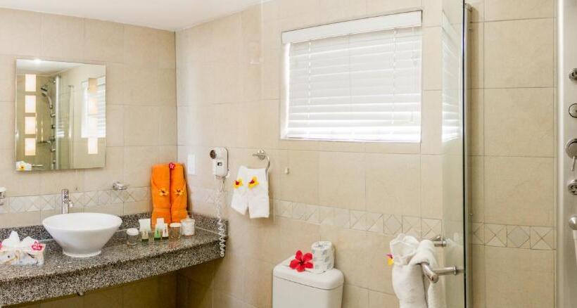 2 Bedroom Suite Pool View, Bay Gardens Beach Resort & Spa