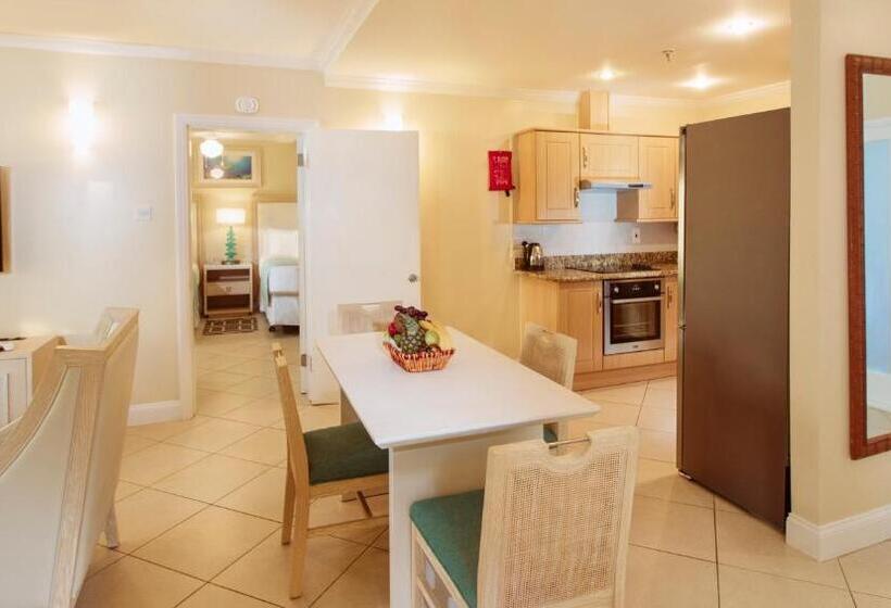 Suite 2 Soveværelser, Bay Gardens Beach Resort & Spa