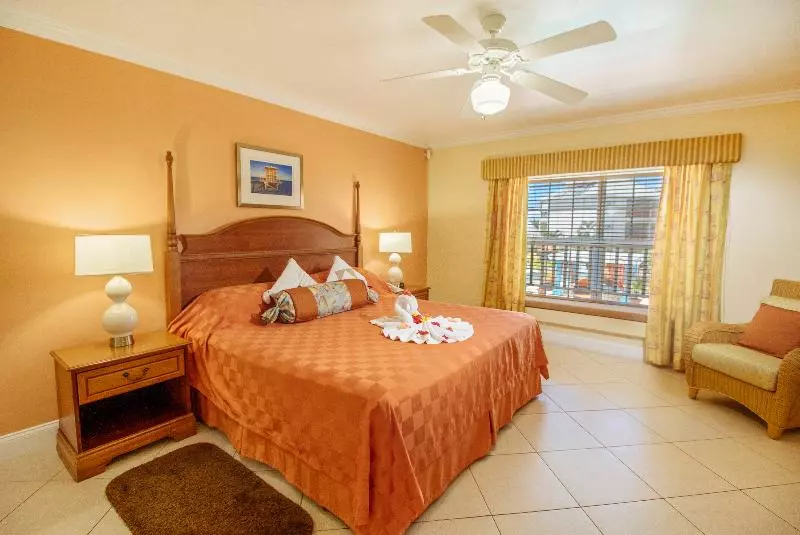 سوئیت با تخت بزرگ, Bay Gardens Beach Resort & Spa