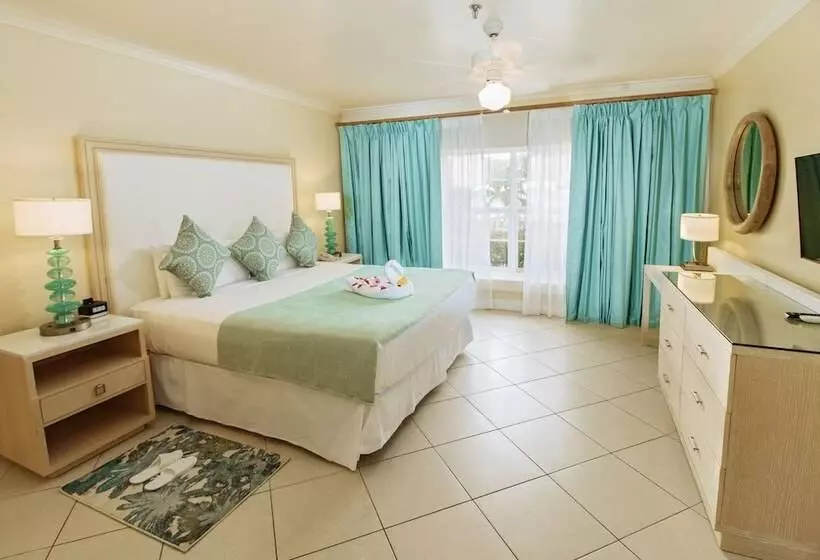 اتاق لوکس, Bay Gardens Beach Resort & Spa