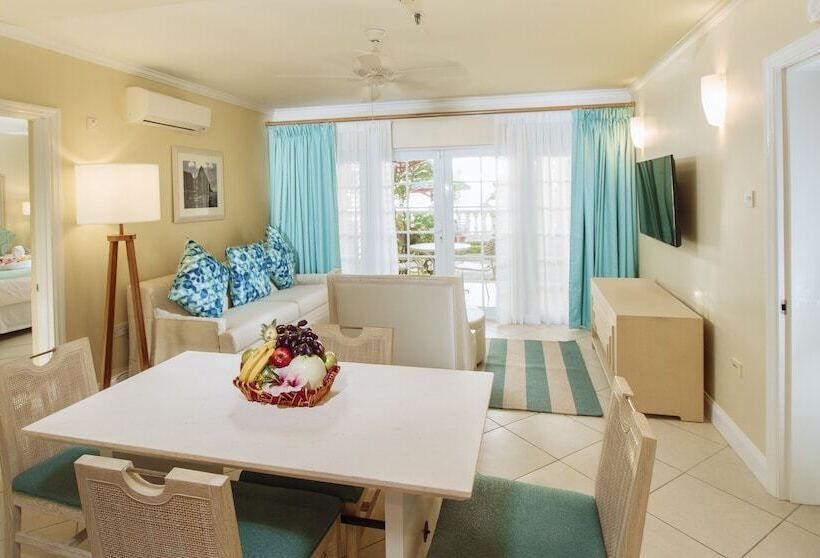 套房带泳池景, Bay Gardens Beach Resort & Spa