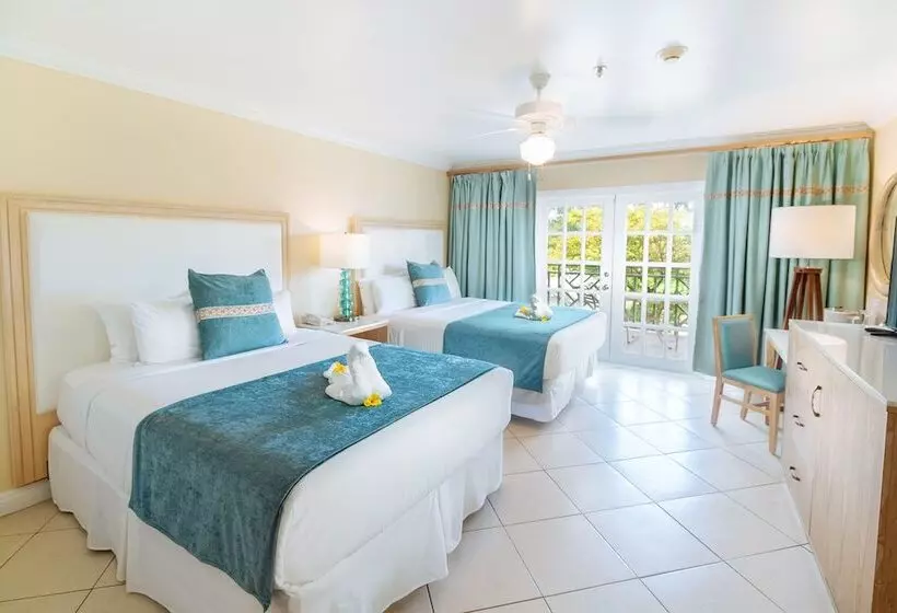 اتاق لوکس, Bay Gardens Beach Resort & Spa