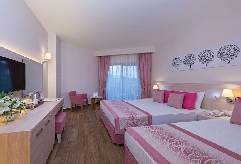 غرفة قياسية ثلاثية, Can Garden Resort