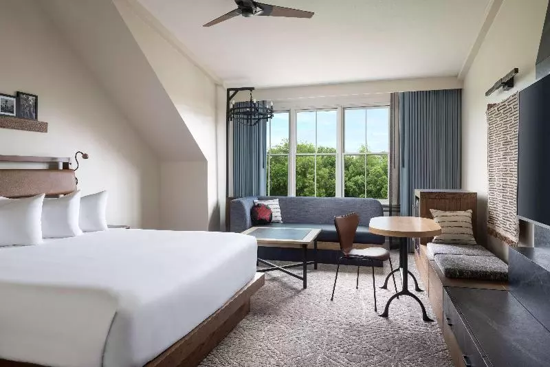 Standard-huone King-vuode, Hyatt Regency Lost Pines Resort And Spa