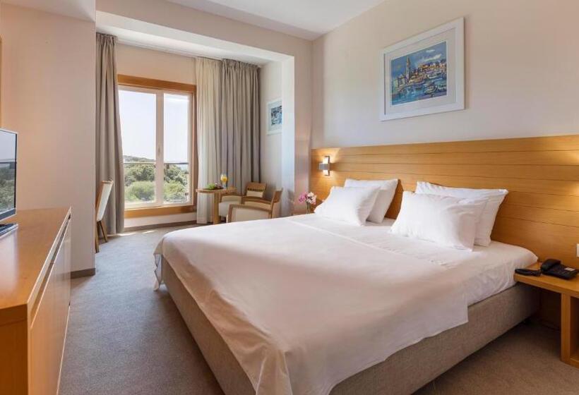 חדר קומפורט עם נוף לים, Family Hotel La Luna   All Inclusive