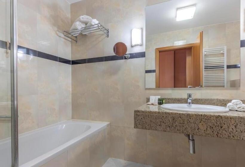 Номер Стандарт, Family Hotel La Luna   All Inclusive
