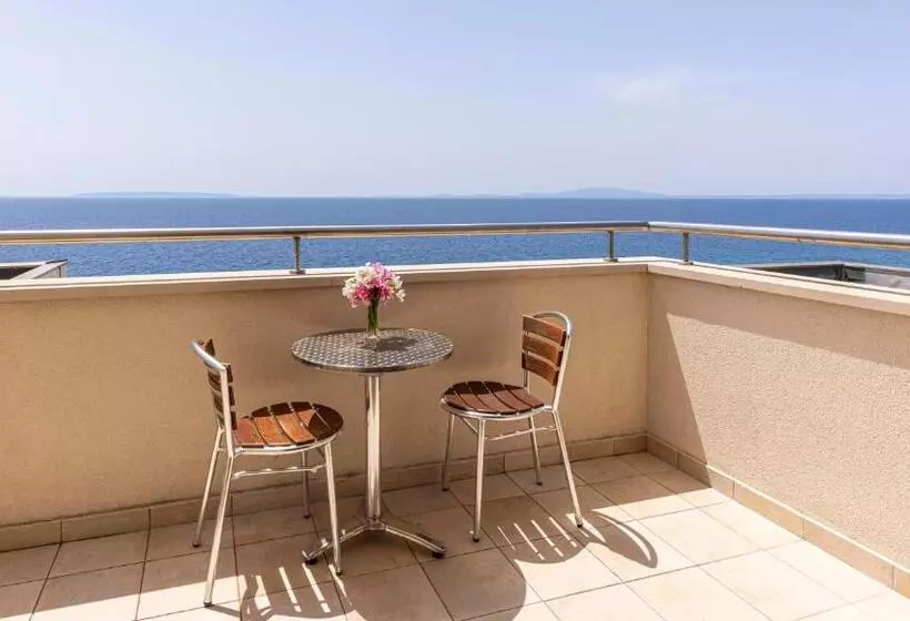 ジュニアスイート, Family Hotel La Luna All Inclusive