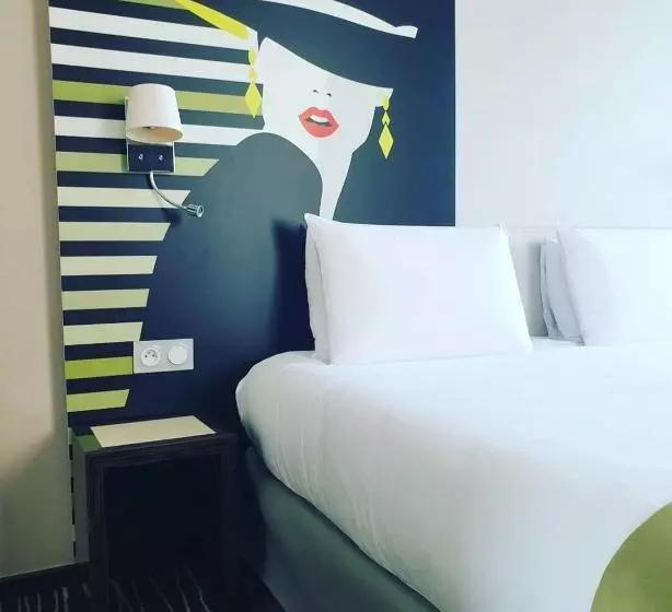 اتاق سوپریور با چشم‌انداز دریا, Mercure Granville Le Grand Large