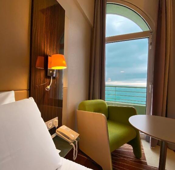 Номер Superior Вид на Море, Mercure Granville Le Grand Large