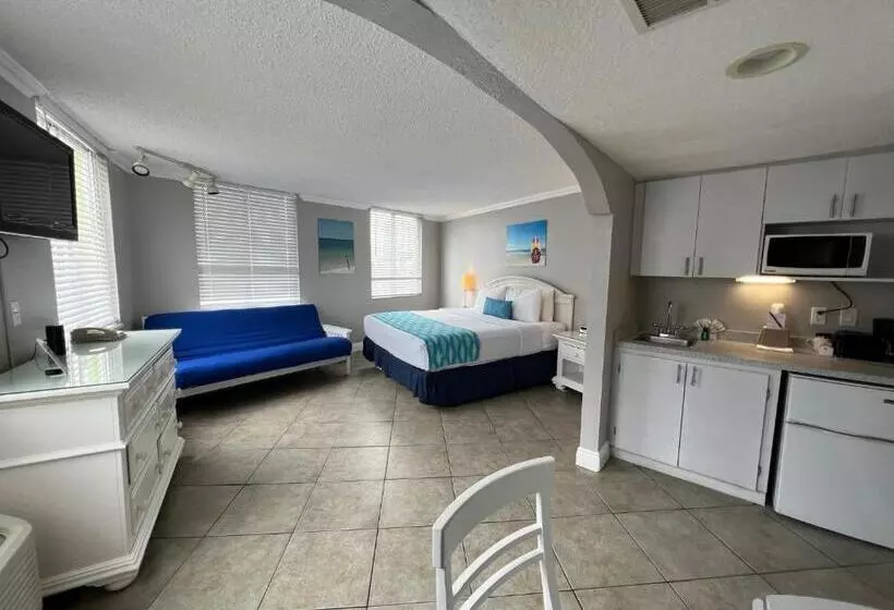 استودیوی استاندارد, Pelican Point On Clearwater Beach