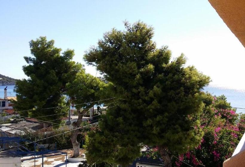 غرفة قياسية ثلاثية, Rachel