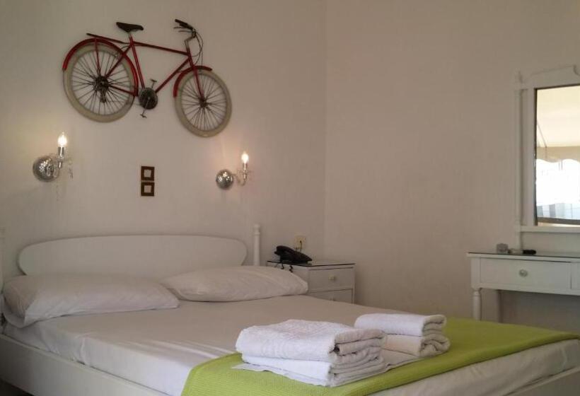 غرفة قياسية ثلاثية, Rachel