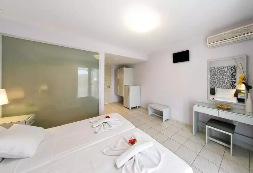 اتاق استاندارد, Sunrise Zante  Adults Only