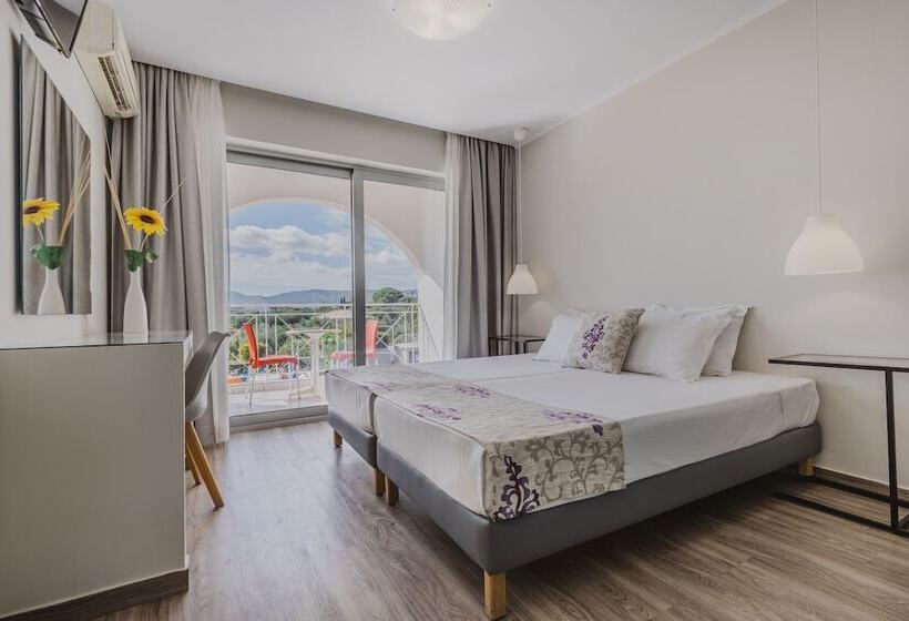 Номер Deluxe с Балконом, Sunrise Zante  Adults Only