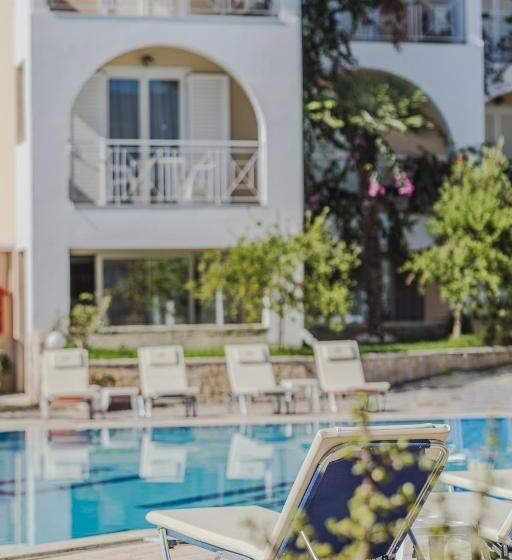 سوییت جونیور با چشمانداز استخر, Sunrise Zante Adults Only