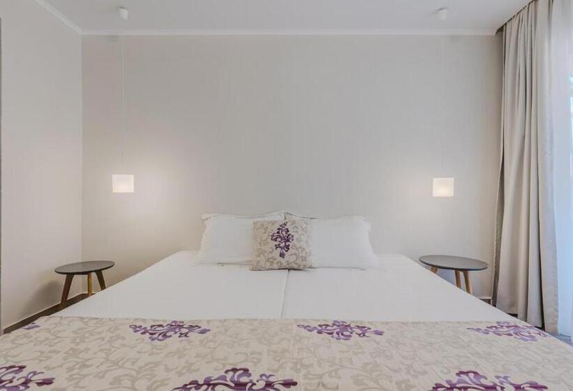 Номер Deluxe с Балконом, Sunrise Zante  Adults Only