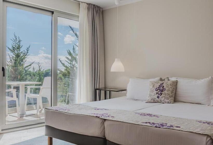 Номер Deluxe с Балконом, Sunrise Zante  Adults Only