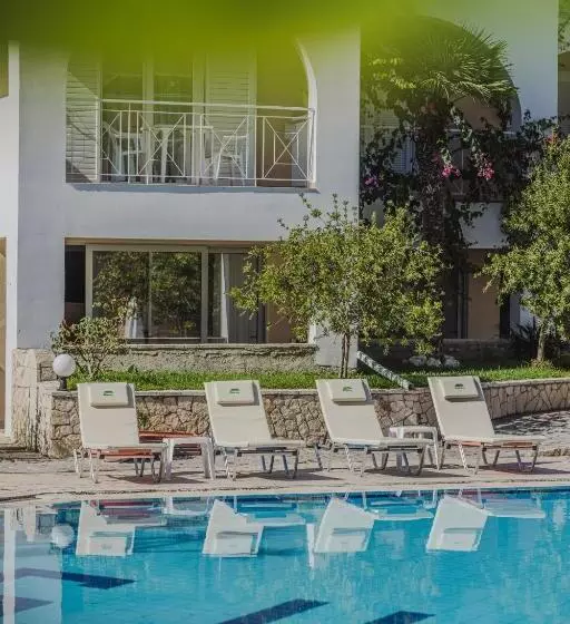مجموعه ویستا شهر, Sunrise Zante  Adults Only