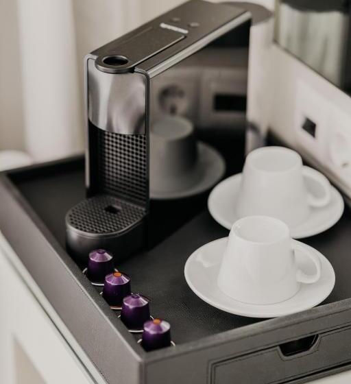 سوییت جونیور با چشمانداز استخر, Sunrise Zante Adults Only