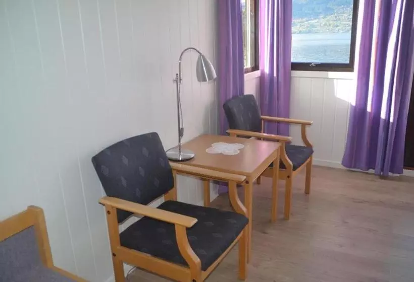 オーシャンビュースタンダードルーム, Innvik Fjordhotell