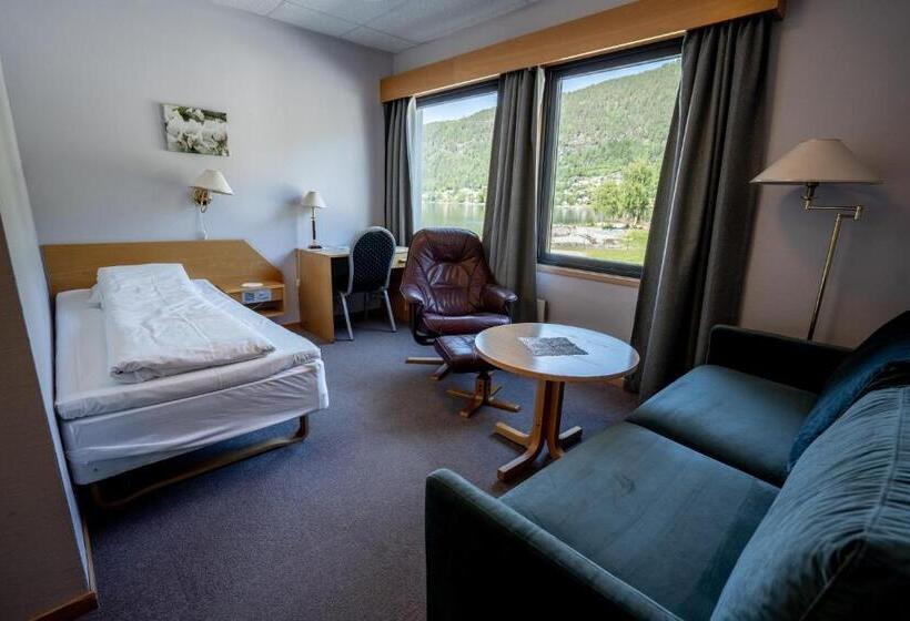 スタンダードシングルルーム, Innvik Fjordhotell
