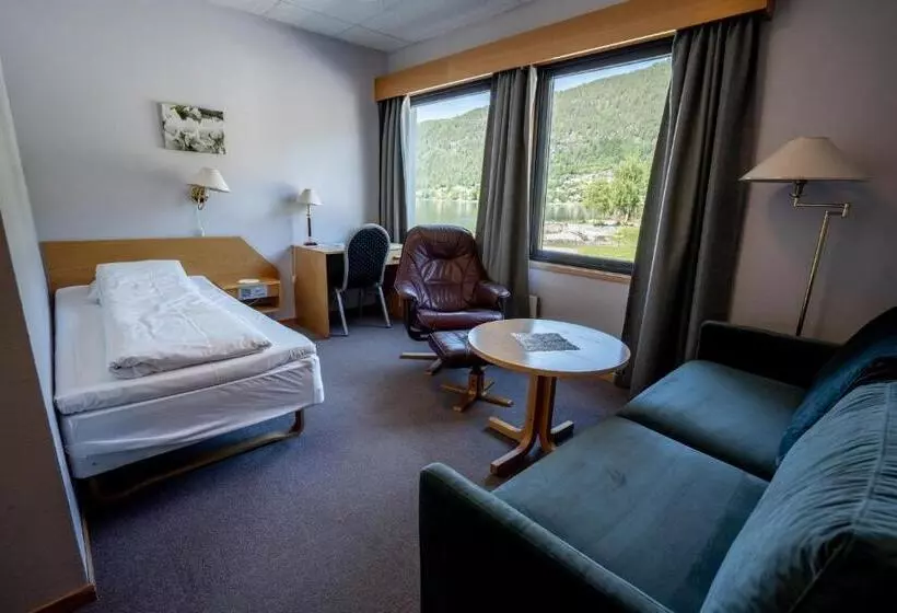 スタンダードシングルルーム, Innvik Fjordhotell