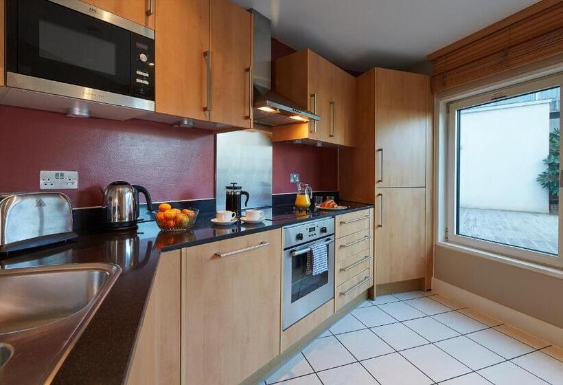 带2个卧室的公寓, Marlin Apartments  London Bridge Empire Square