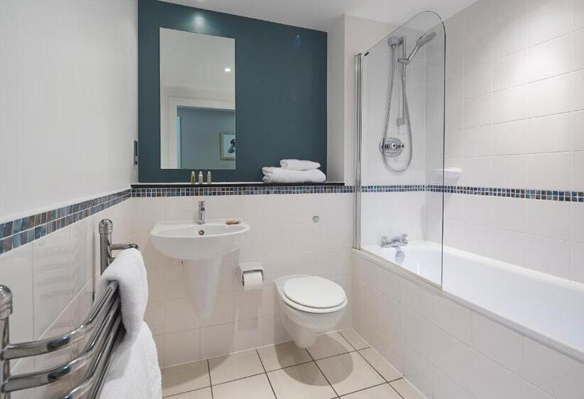 Апартаменты 2 Спальни, Marlin Apartments  London Bridge Empire Square