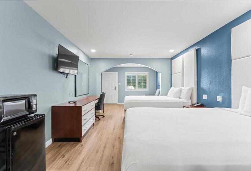 컴포트 룸, Executive Inn & Suites Magnolia