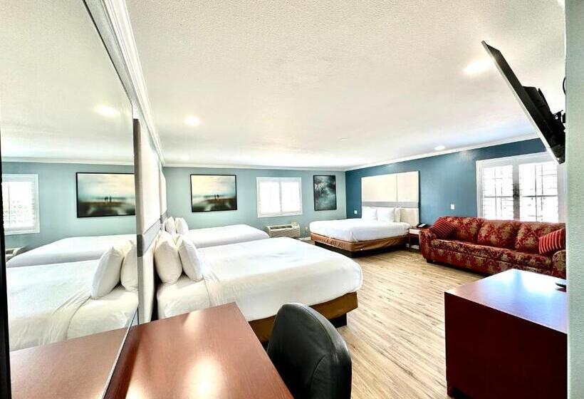 Люкс Superior, Executive Inn & Suites Magnolia
